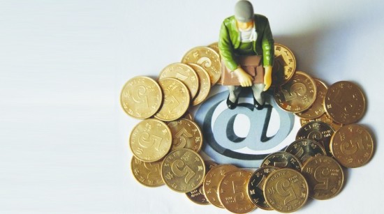 美联储政策转向与地缘政治缓和推高金价