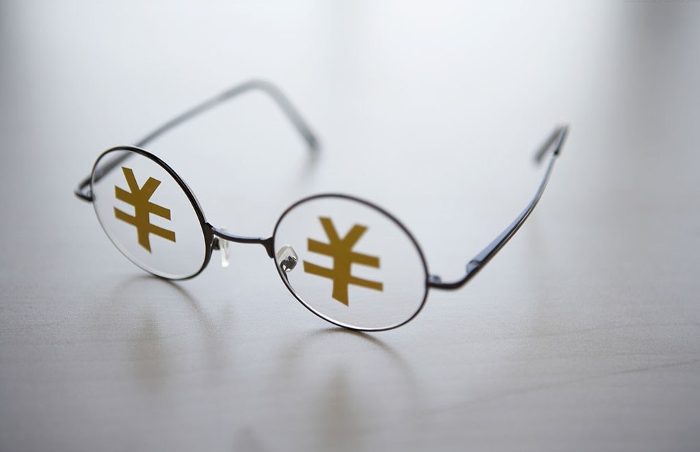 黄金与白银价格因芝加哥商品交易所故障及市场动态上涨