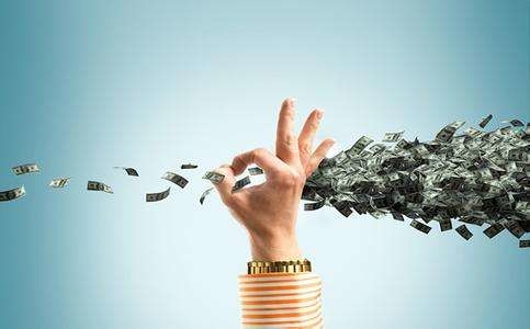 美联储降息助推黄金价格创年内新高 高盛预测2026年一季度目标价4500美元